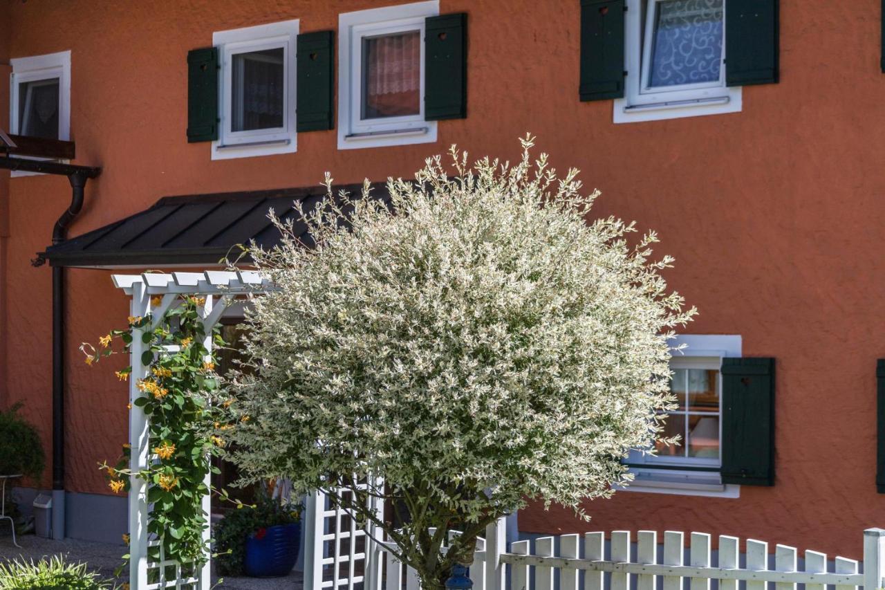 Fewo Im Gaestehaus Maximilian Eggelsberg Exterior foto