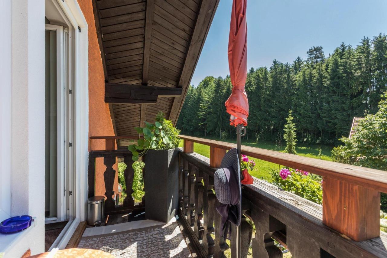 Fewo Im Gaestehaus Maximilian Eggelsberg Exterior foto
